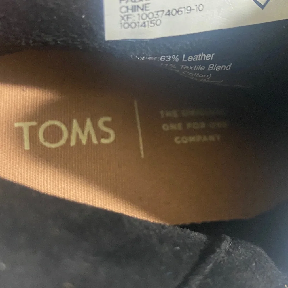 NWOB TOMS Black Suede Bootie Ankle Boots Women's Size 7M